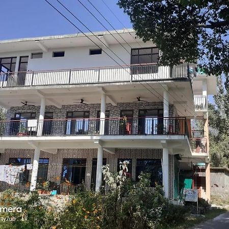 Mohinder & Mohindra Home Stay Bīr المظهر الخارجي الصورة